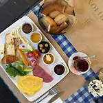 Emilion ホテル *