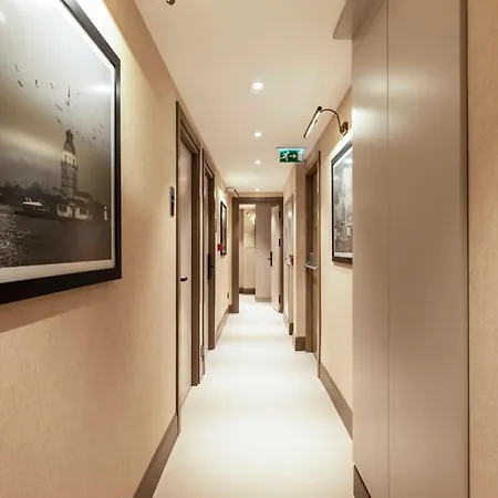 Hotell Emilion *